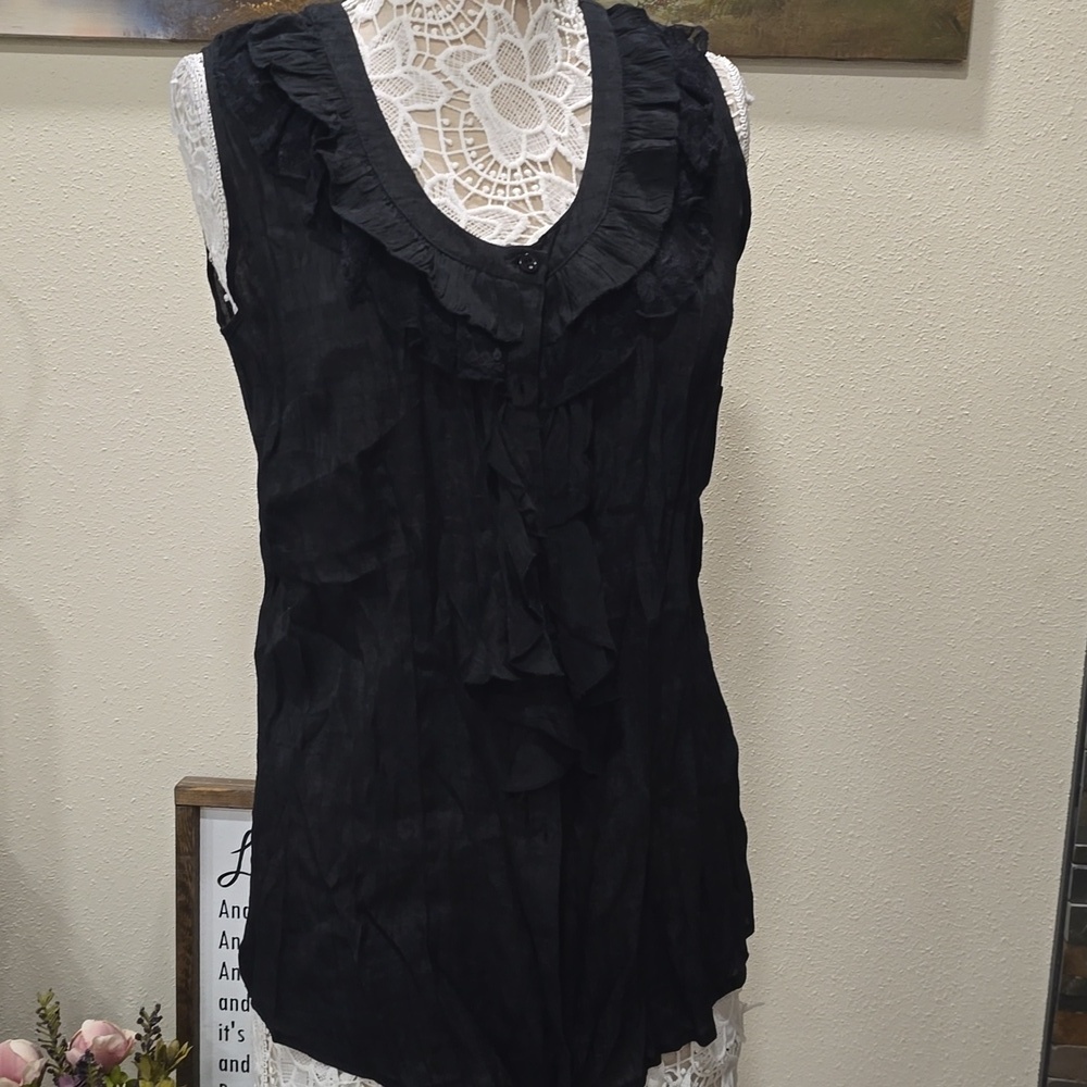 Black Ruffled Lace Sleeveless Blouse Sz 2X